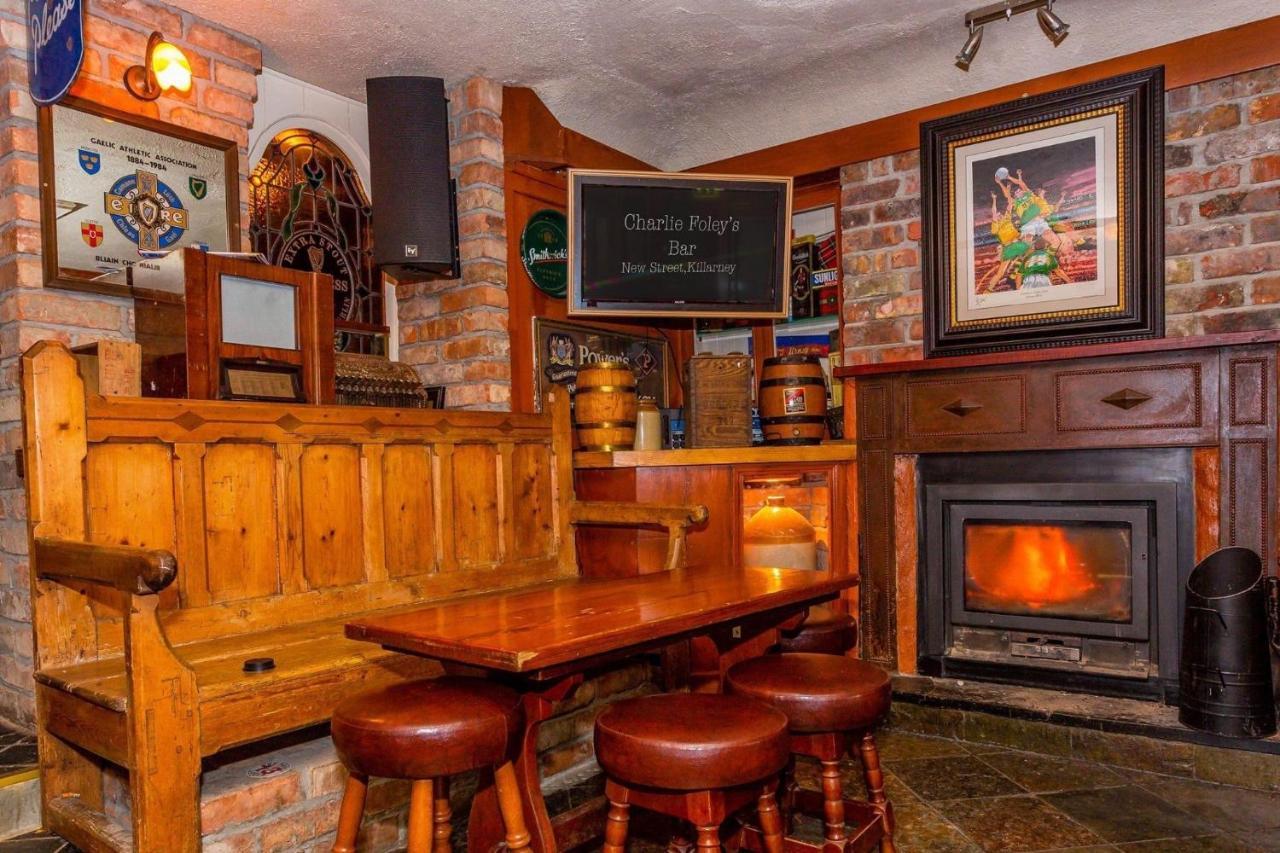 Charlie Foleys Bed & Breakfast Killarney Bagian luar foto