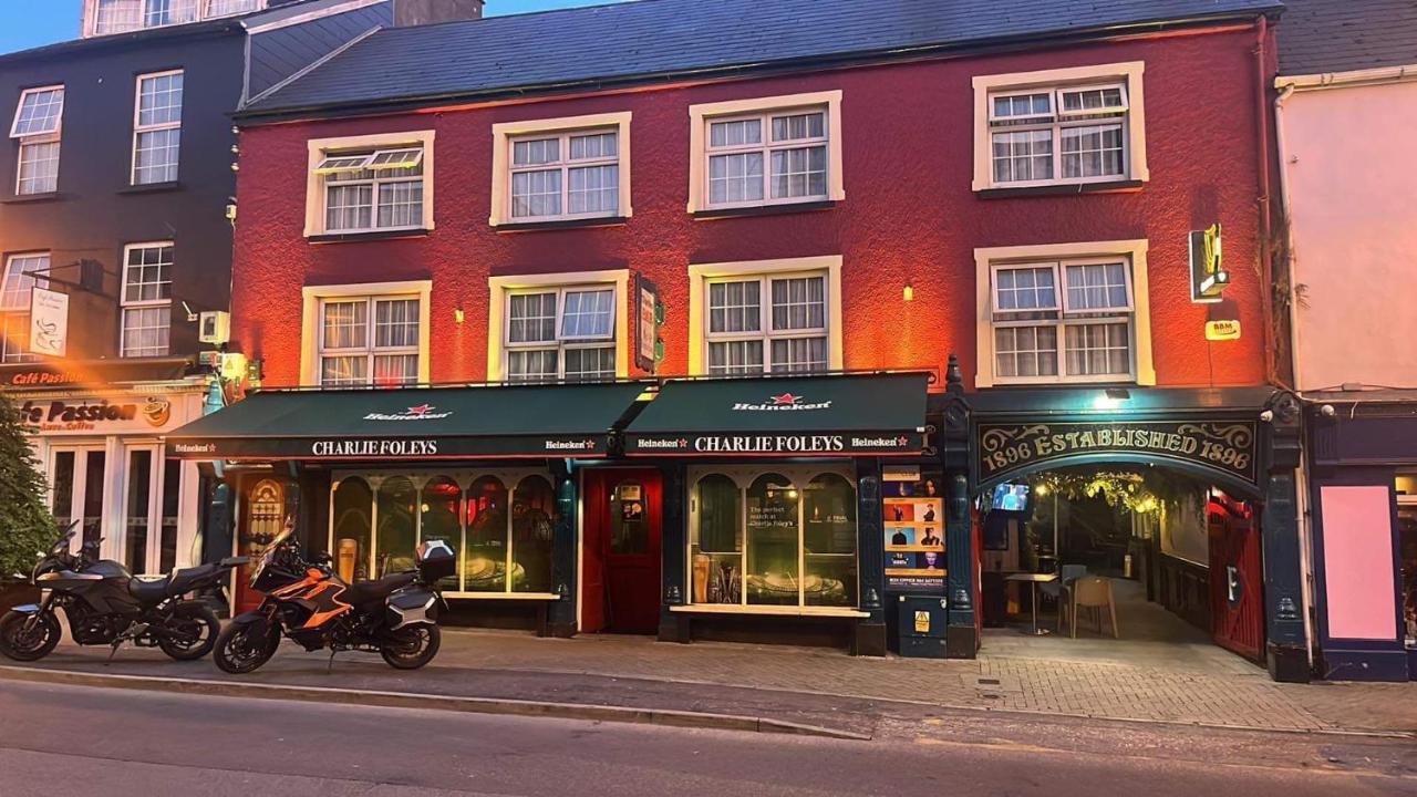 Charlie Foleys Bed & Breakfast Killarney Bagian luar foto